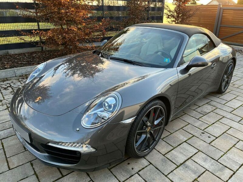 Grau Gebraucht 2012 Porsche 911 Carrera S Cabriolet Cabrio | 98.900 € (Teuer) - Bild 1/4