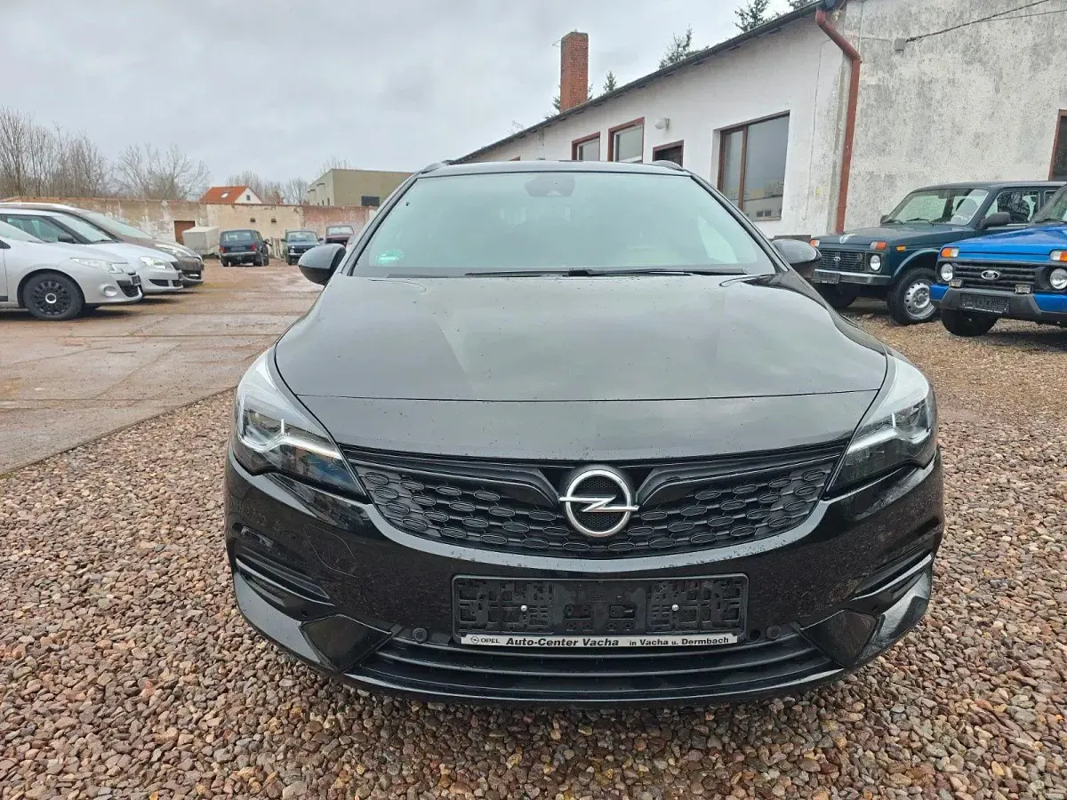 Gebraucht Opel Astra 145 PS (106 kW) 2021 Schwarz Kombi
