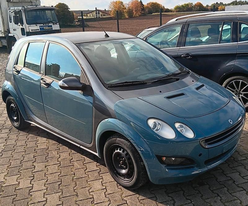 Usado Smart ForFour 95 HP (69 kW) 2004 Azul Citadino