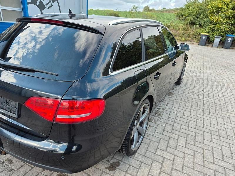 Gebraucht Audi A4 S-Line 143 PS (105 kW) 2010 Schwarz Kombi