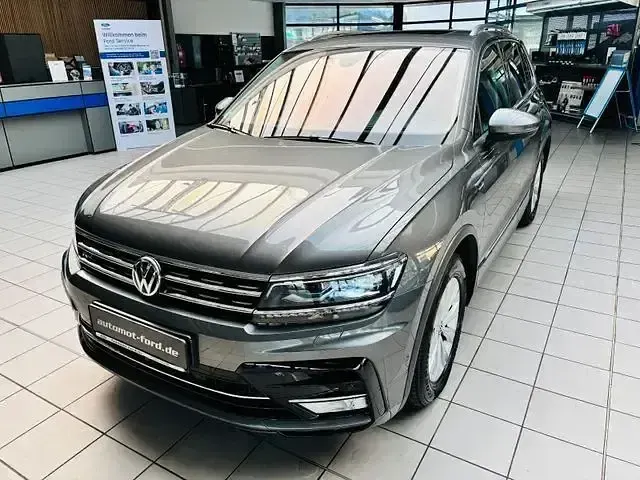Gebraucht VW Tiguan Highline 180 PS (132 kW) 2017 Indiumgrau metallic SUV