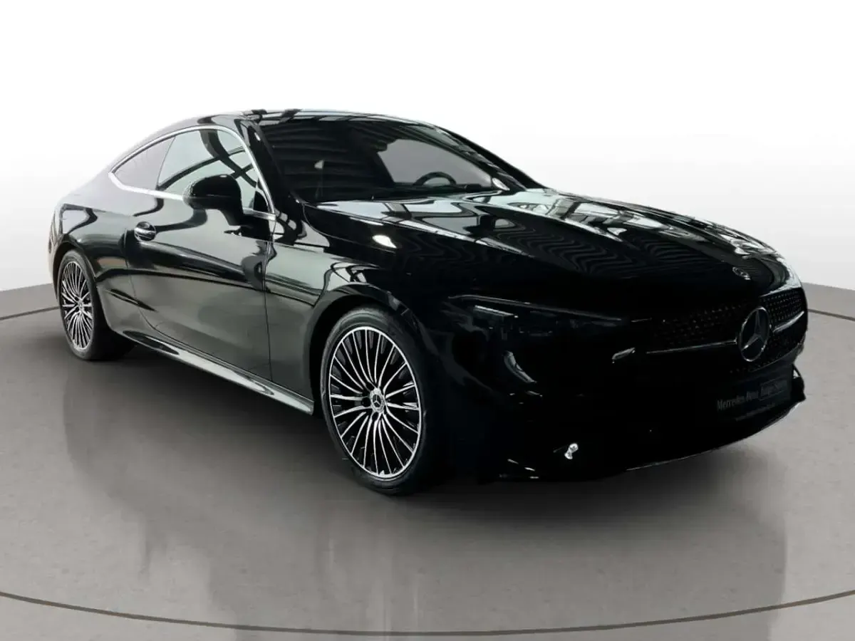 Gebraucht Mercedes CLE220 AMG line 197 PS (144 kW) 2025 Metalliclack obsidianschwarz Coupé