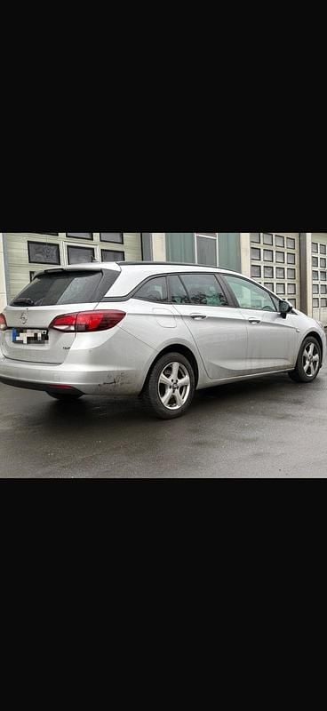Gebraucht Opel Astra 136 PS (100 kW) 2018 Grau Limousine