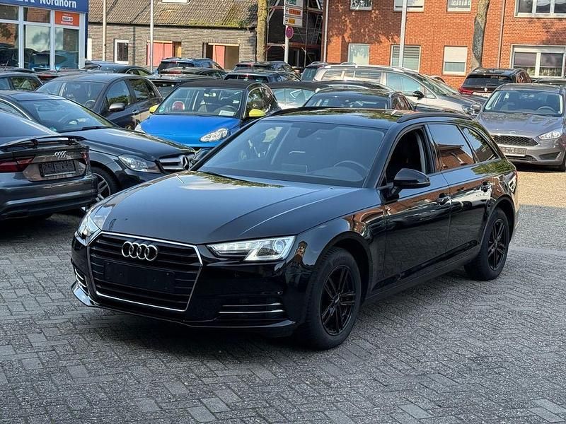 Schwarz Gebraucht 2019 Audi A4 Ambiente Kombi | 18.900 € (Superpreis) - Bild 1/4