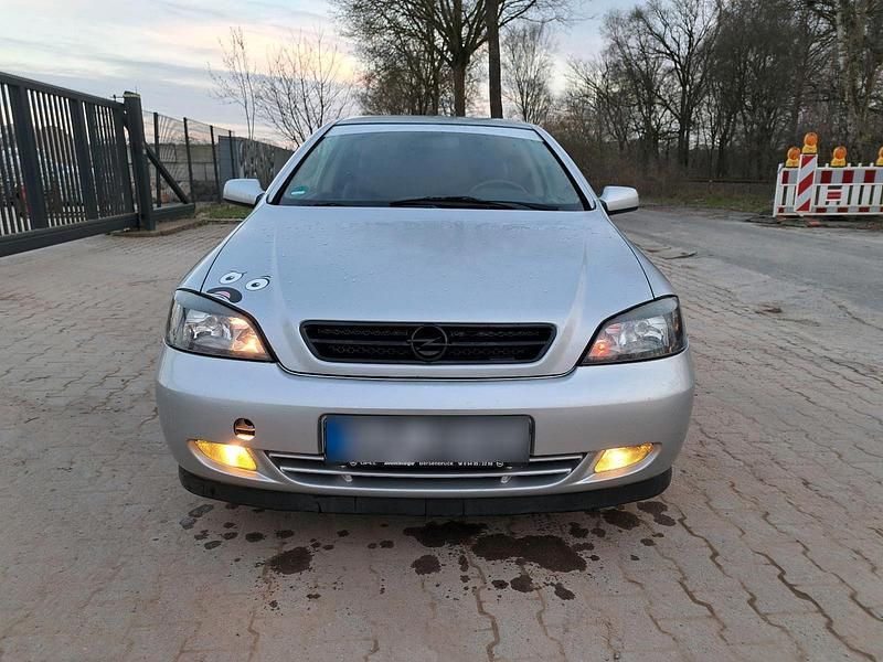 Gebraucht Opel Astra 125 PS (91 kW) 2002 Silber Coupé
