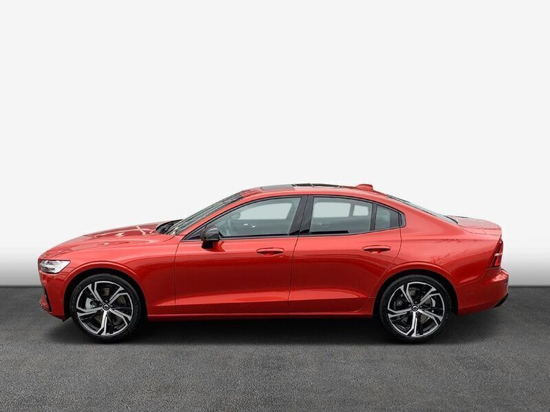 Gebraucht Volvo S60 Ultimate 250 PS (183 kW) 2023 Rot Limousine