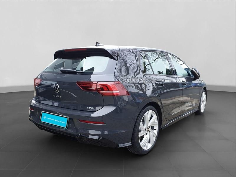 Gebraucht VW Golf VIII R-line 150 PS (110 kW) 2025 Grau Limousine