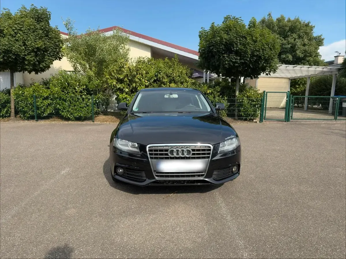 Gebraucht Audi A4 160 PS (117 kW) 2008 Schwarz Limousine
