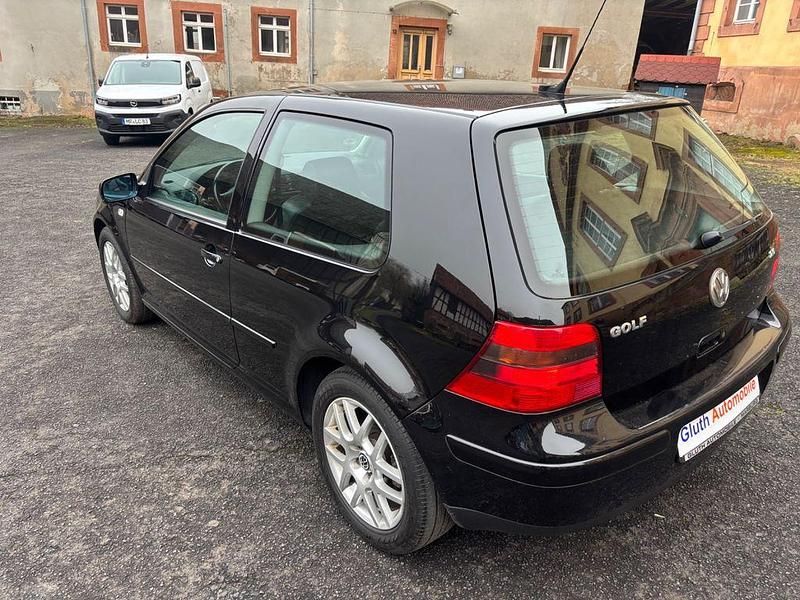 Gebraucht VW Golf IV Conceptline 116 PS (85 kW) 2000 Schwarz Limousine