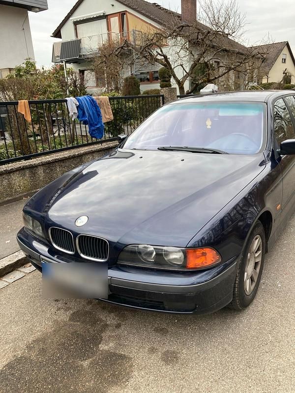 Gebraucht BMW 520 150 PS (110 kW) 1999 Blau Kombi