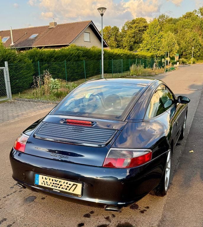 Gebraucht Porsche 996 320 PS (235 kW) 2003 Blau Cabrio