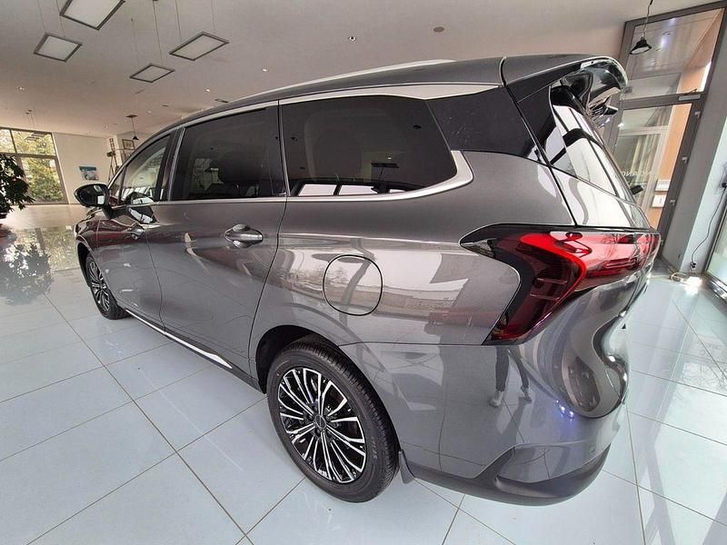 Neu DFSK Forthing 4 154 PS (113 kW) 2026 Grau Van / Kleinbus