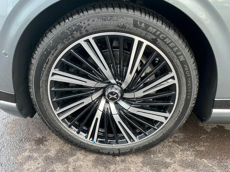 Gebraucht XPENG G9 422 kW (575 PS) 2026 Grau SUV