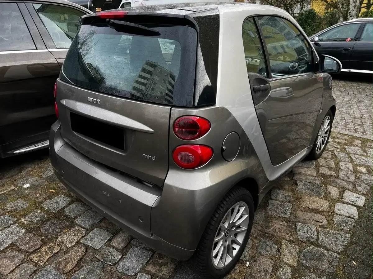 Gebraucht Smart ForTwo Coupé 71 PS (52 kW) 2011 Grau Coupé