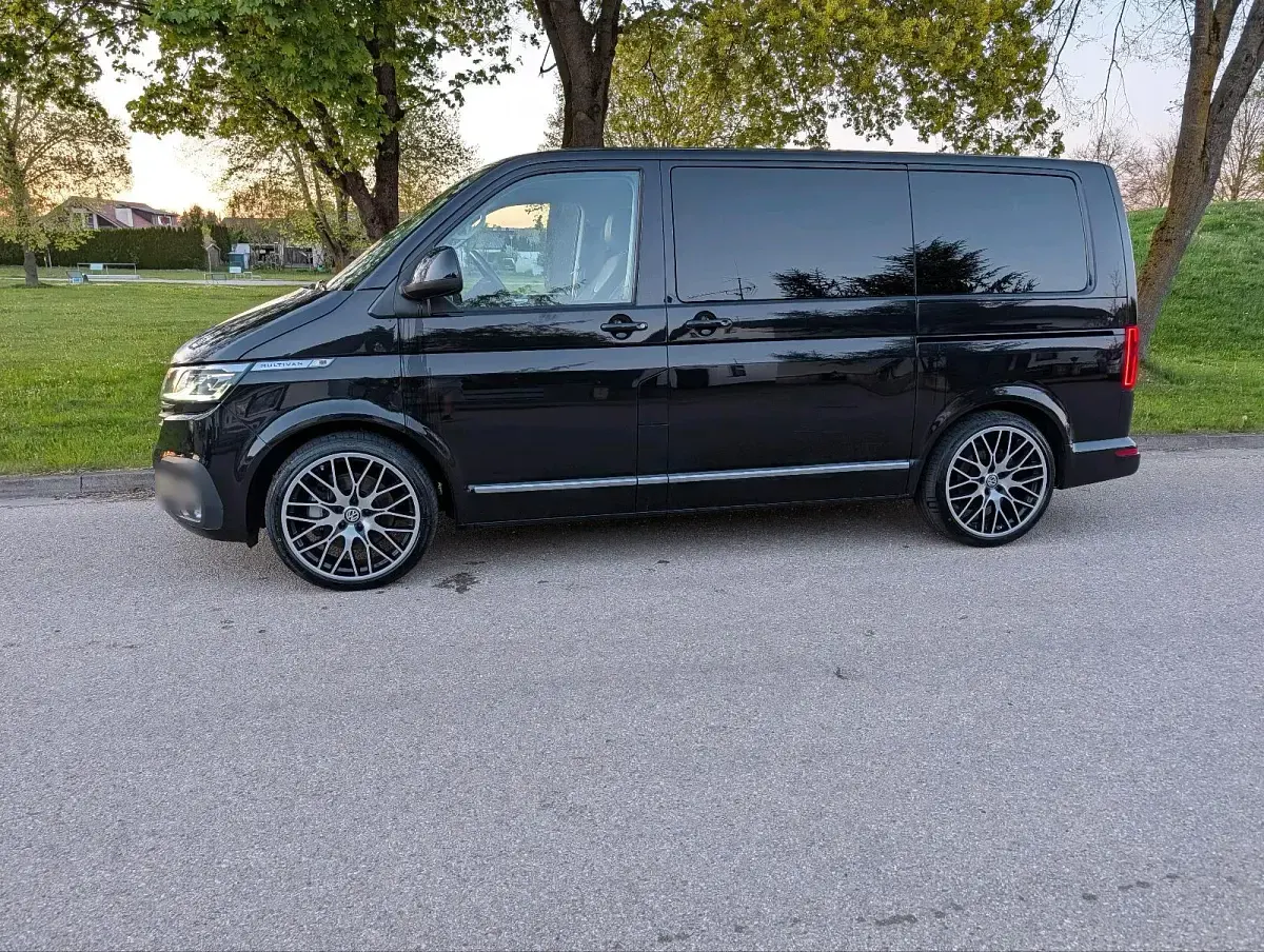 Gebraucht VW Multivan Highline 180 PS (132 kW) 2014 Van / Kleinbus