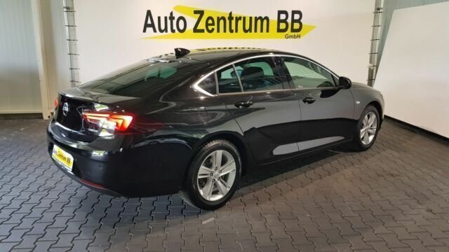 Gebraucht Opel Insignia Dynamic 165 PS (121 kW) 2017 Schwarz metallic Limousine