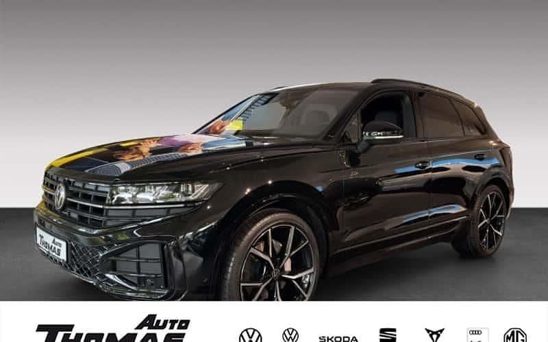 Grenadillschwarz metallic Neu 2025 VW Touareg R-line SUV | 107.480 € - Bild 1/4
