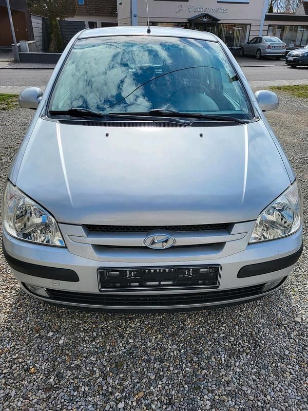 Gebraucht Hyundai Getz 61 PS (44 kW) 2004 Silber Kleinwagen