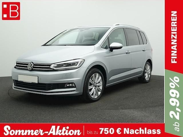 Silber Gebraucht 2024 VW Touran Highline Van / Kleinbus | 35.750 € (Fairer Preis) - Bild 1/3