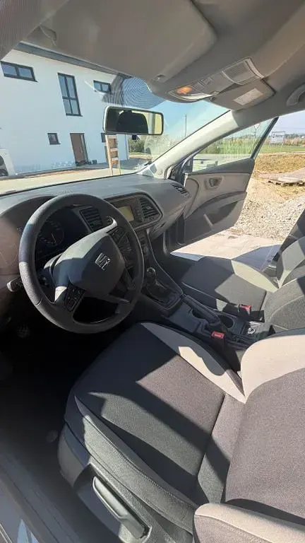 Gebraucht Seat Leon Reference 110 PS (80 kW) 2017 Grau Limousine