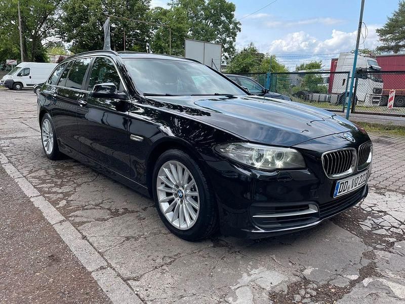 Gebraucht BMW 518 Luxury Line 150 PS (110 kW) 2016 Schwarz Kombi