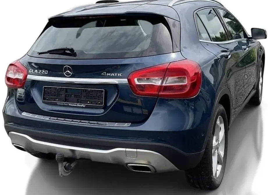 Gebraucht Mercedes GLA220 184 PS (135 kW) 2019 Blau SUV