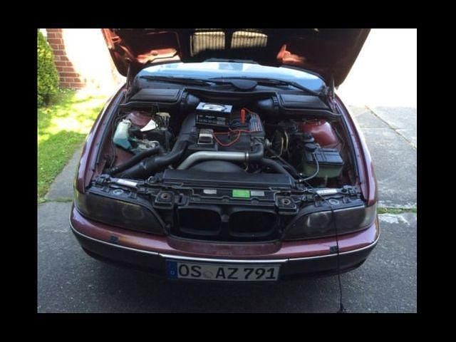Gebraucht BMW 525 194 PS (142 kW) 1999 Rot Kombi