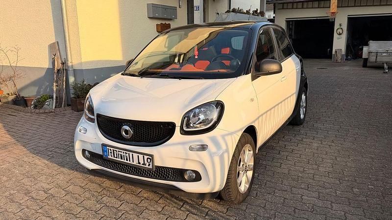 Gebraucht Smart ForFour 71 PS (52 kW) 2018 Weiß Kleinwagen