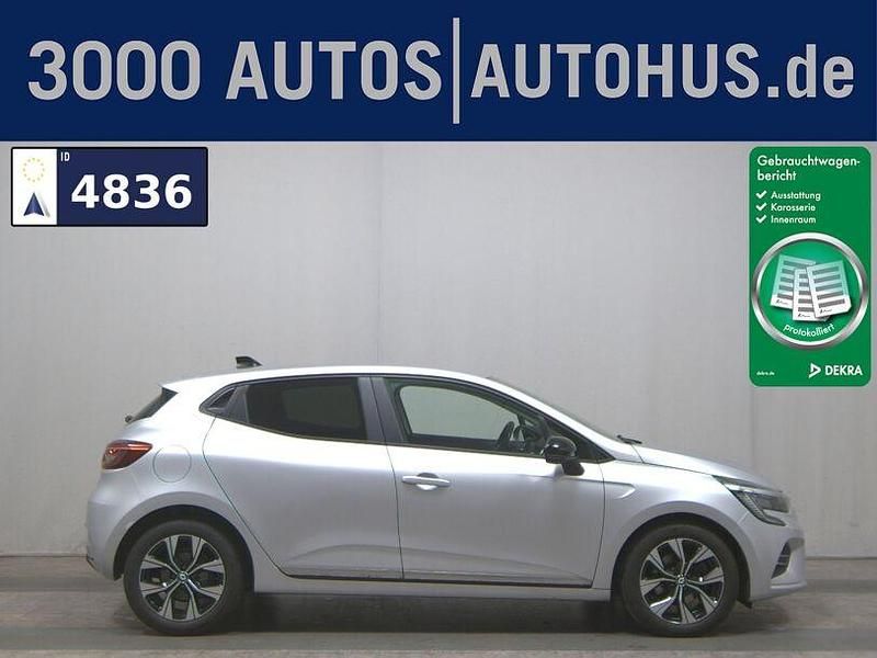 Platingrau Gebraucht 2023 Renault Clio V Limousine | 12.680 € (Superpreis) - Bild 1/4