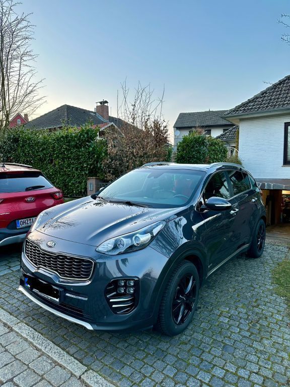 Grau Gebraucht 2017 Kia Sportage GT-Line SUV | 14.999 € (Guter Preis) - Bild 1/4