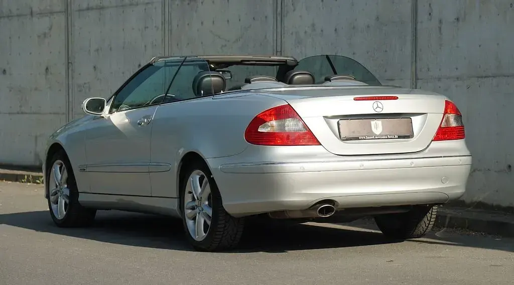 Gebraucht Mercedes CLK350 272 PS (200 kW) 2005 Silber Cabrio