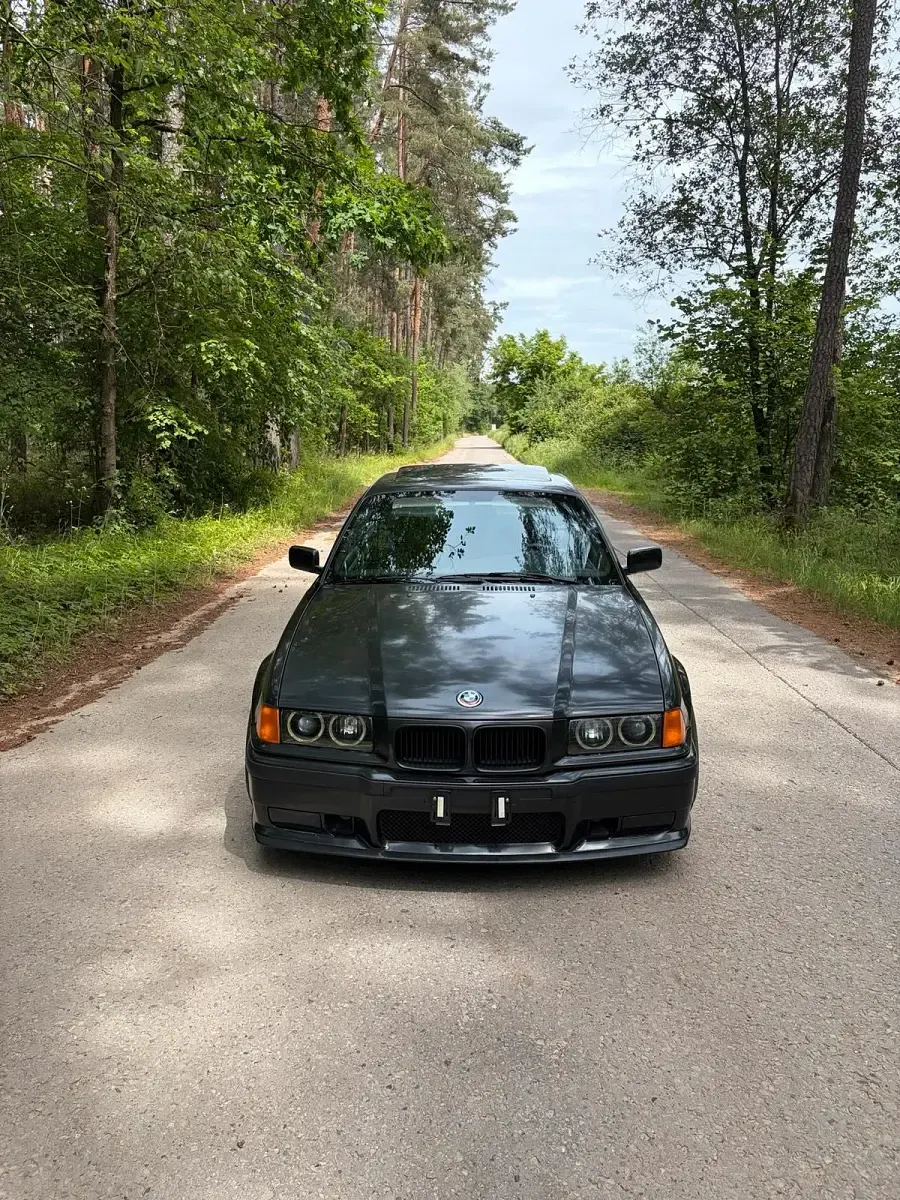 Gebraucht BMW 325 192 PS (141 kW) 1993 Schwarz Coupé