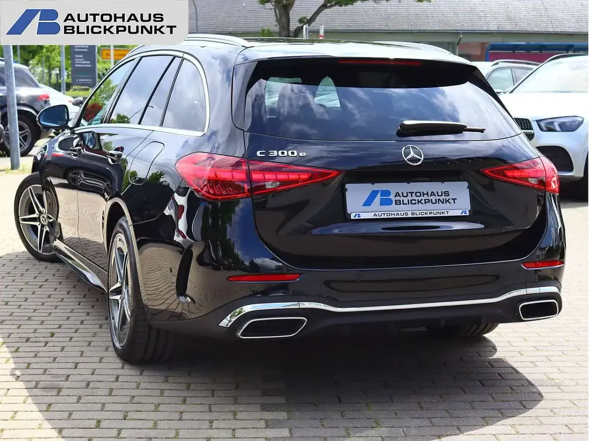 Gebraucht Mercedes C300e AMG 313 PS (230 kW) 2022 Schwarz Kombi