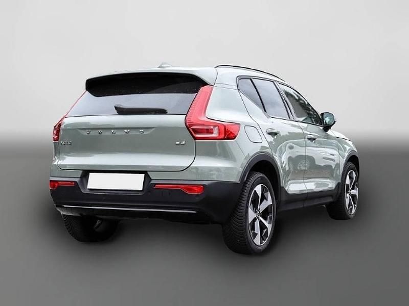 Gebraucht Volvo XC40 Plus 163 PS (119 kW) 2023 Grün SUV