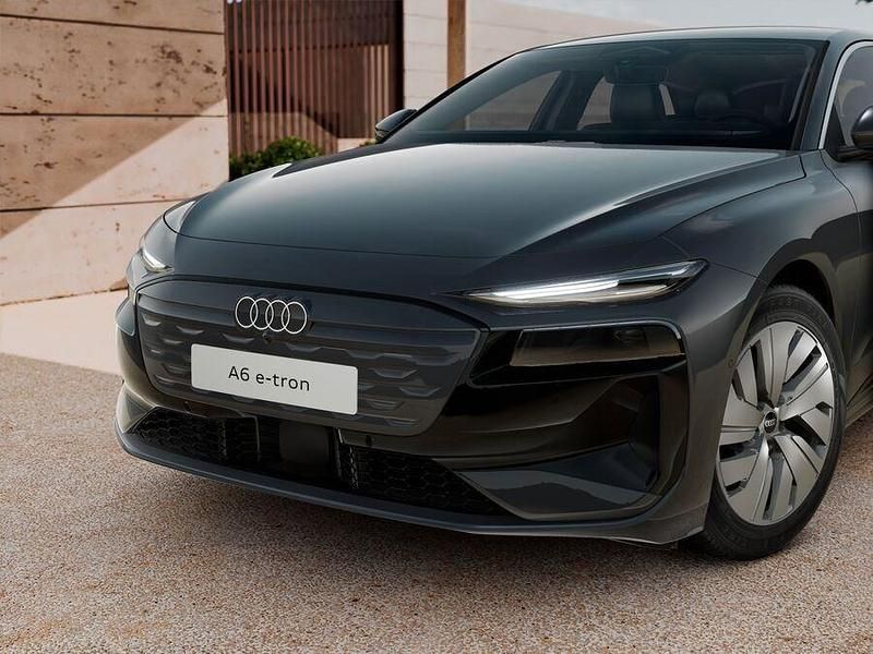 Neu Audi A6 e-tron 210 kW (286 PS) 2026 Schwarz Kombi