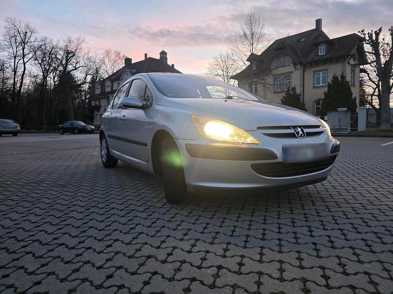 Gebraucht Peugeot 307 109 PS (80 kW) 2003 Grau Kleinwagen