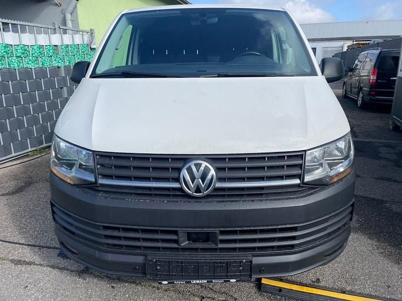 Gebraucht VW Transporter 150 PS (110 kW) 2018 Weiß Van