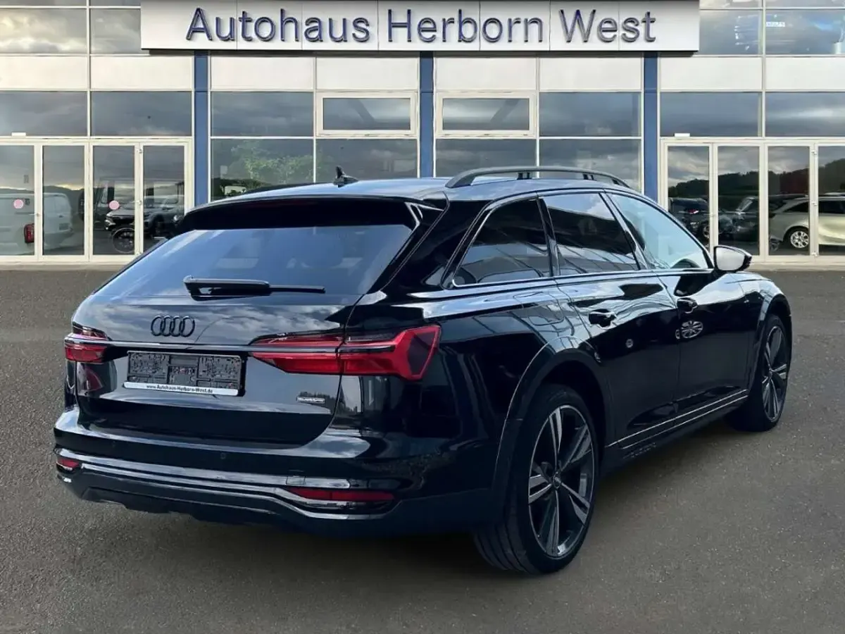Gebraucht Audi A6 Allroad Sport 344 PS (253 kW) 2022 Schwarz Kombi