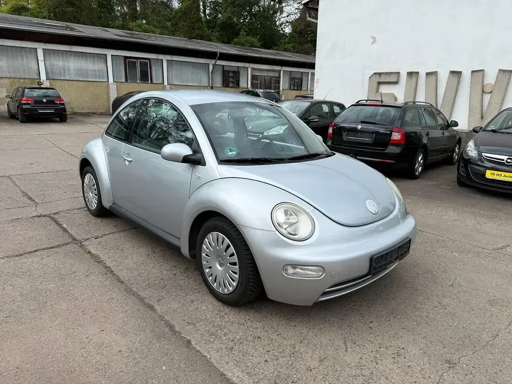 Gebraucht VW New Beetle 75 PS (55 kW) 2002 Silber Kleinwagen