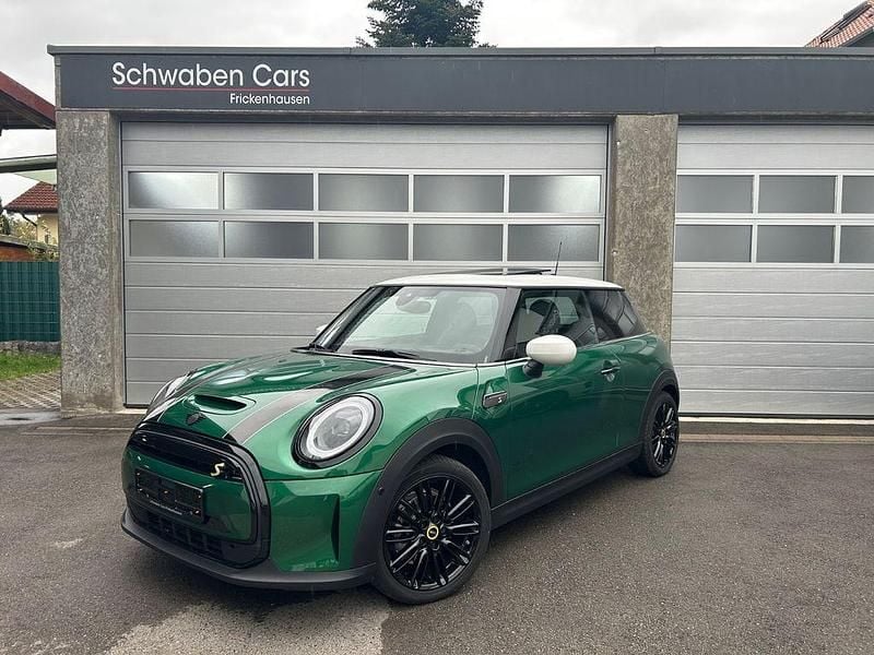 Grün Gebraucht 2023 Mini Cooper SE Kleinwagen | 20.900 € (Fairer Preis) - Bild 1/4
