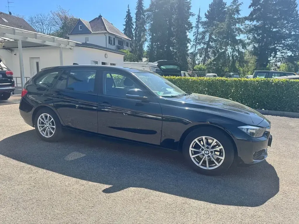 Usata BMW 318 143 CV (105 kW) 2013 Nero Station wagon