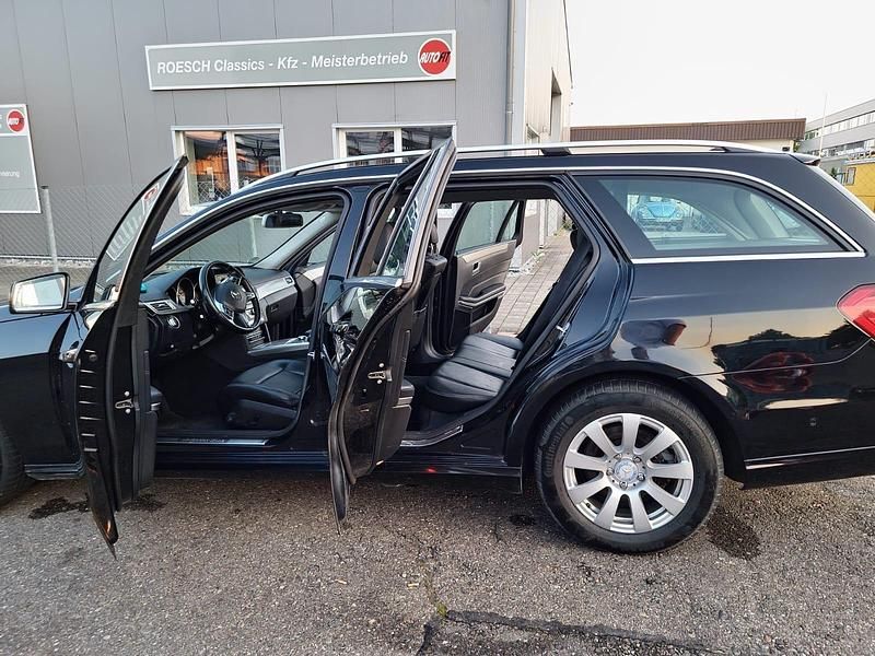 Gebraucht Mercedes E200 136 PS (100 kW) 2014 Schwarz Kombi