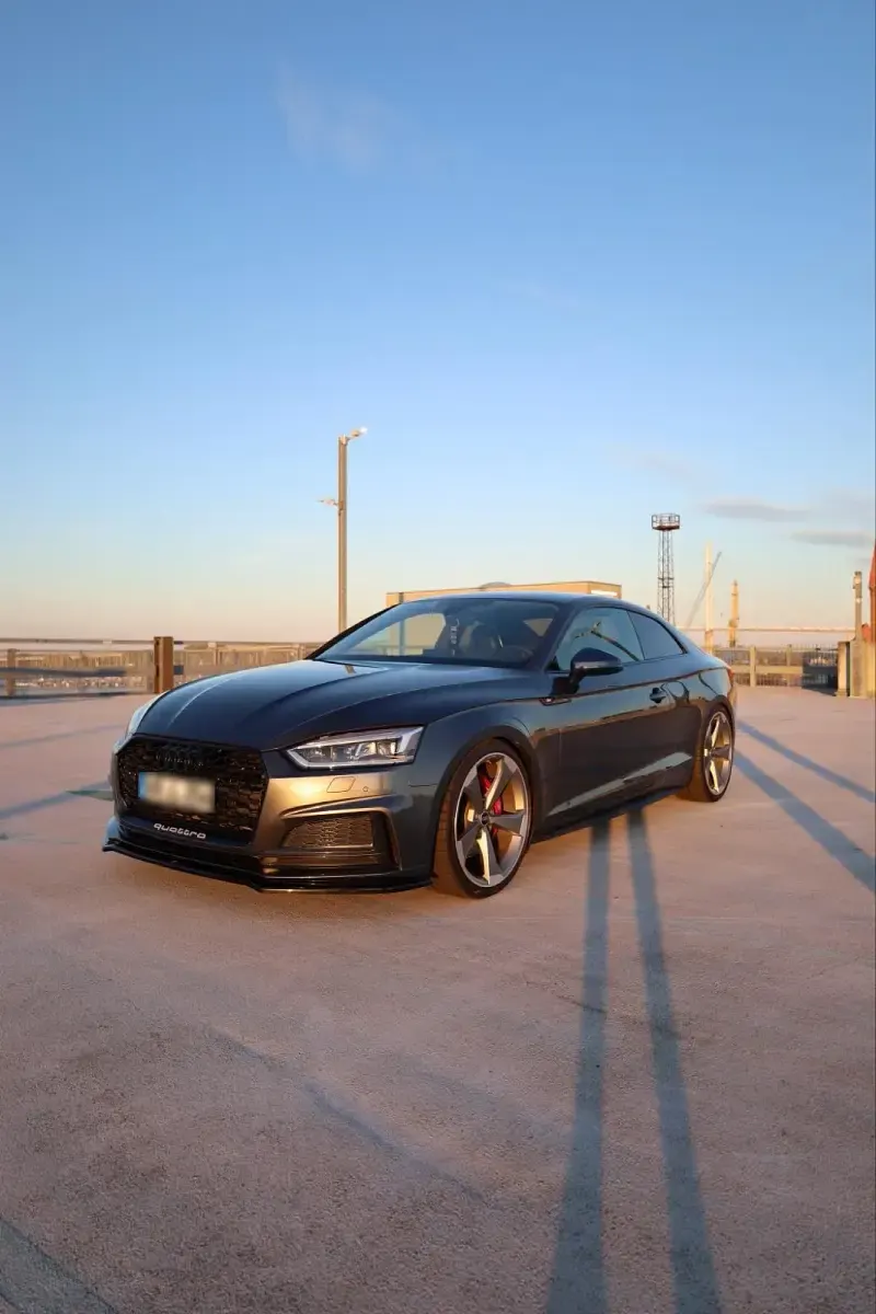 Gebraucht Audi S5 Ambiente 354 PS (260 kW) 2018 Grau Coupé