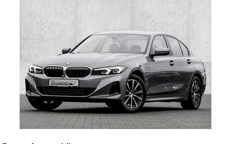 Gebraucht BMW 320e Shadowline 204 PS (150 kW) 2022 Grau Limousine