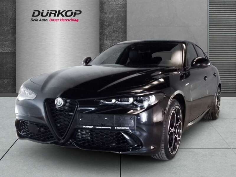 Nero vulcano, metallic Neu 2025 Alfa Romeo Giulia Veloce Limousine | 50.960 € (Guter Preis) - Bild 1/4