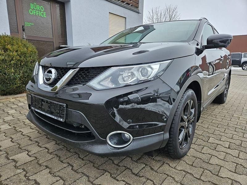 Gebraucht Nissan Qashqai 360º 116 PS (85 kW) 2017 Schwarz SUV