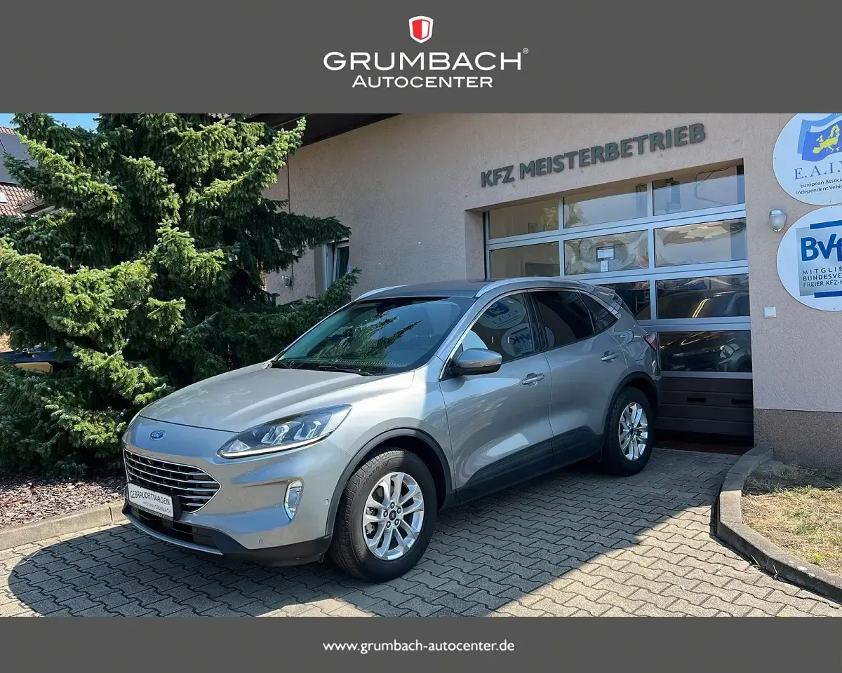 Gebraucht Ford Kuga Titanium 150 PS (110 kW) 2022 SUV