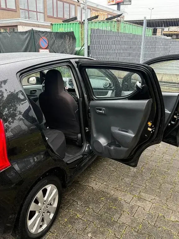 Gebraucht Suzuki Alto Basic 68 PS (50 kW) 2009 Schwarz Kleinwagen