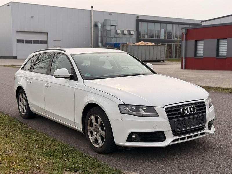 Gebraucht Audi A4 143 PS (105 kW) 2008 Weiß Kombi