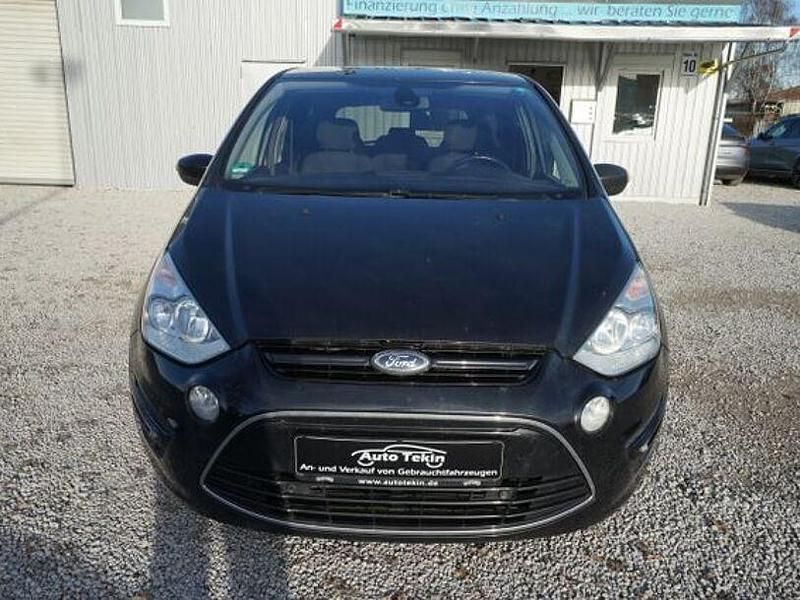 Gebraucht Ford S-MAX Titanium 163 PS (119 kW) 2012 Schwarz Van / Kleinbus